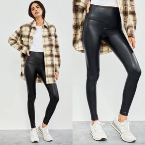 WIFRED Aritzia Free Daria Black Faux Leather leggings - Size S - Tall